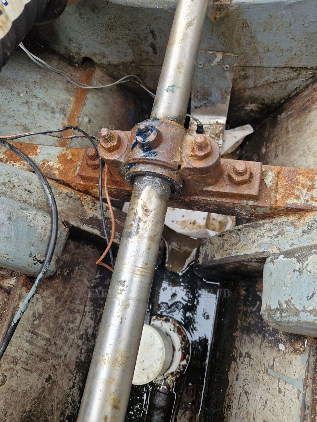 SPLIT BRONZE PLUMMER BLOCK BEARING