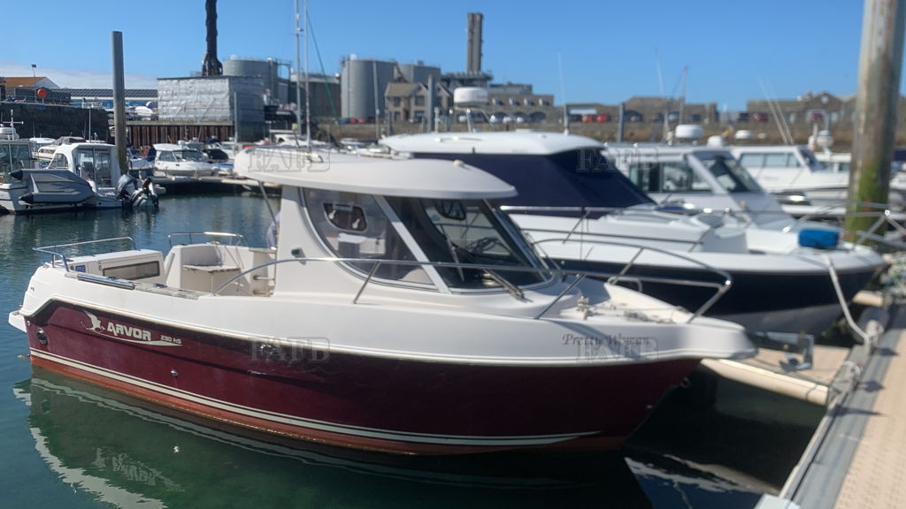 Arvor 23as