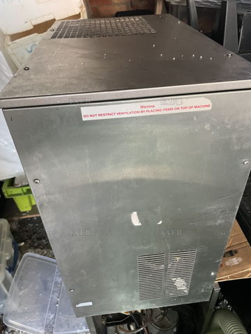 ICE MACHINE