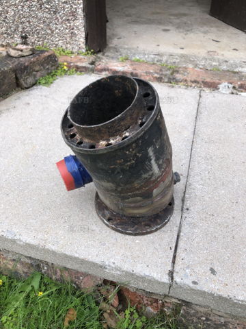 Exhaust elbow
