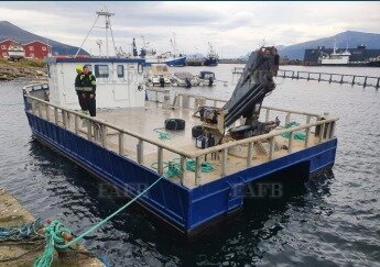 Catamaran workboat / farming