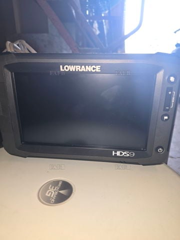Hds9 chart plotter