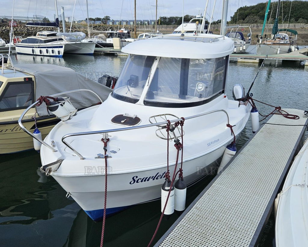 Quicksilver 530 Pilothouse QS