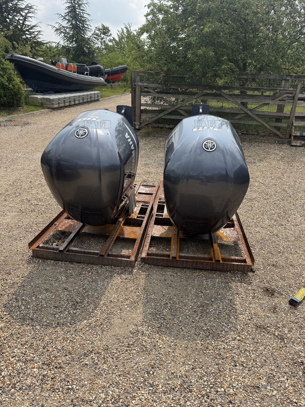 Yamaha f300 pairs